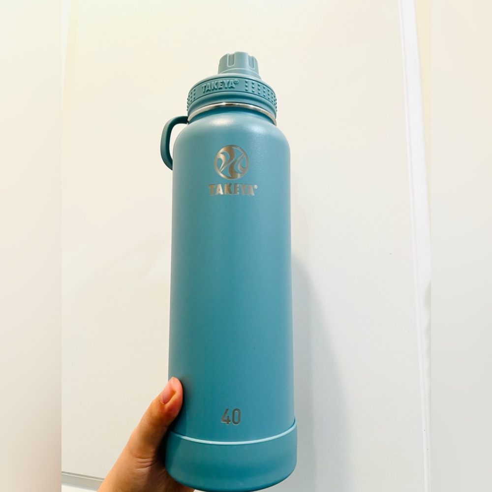 Takeya active 40oz water bottle